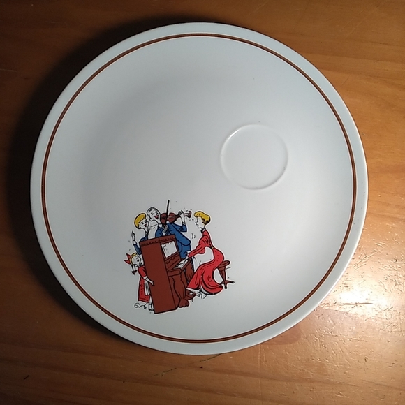 MUGSROYALE JAPAN VINTAGE PEDESTAL PORCELIN PLATES AND TEACUPS 2 SETS OF 2. RARE - Picture 8 of 11